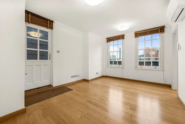 St. John's Wood Road, London, NW8, photo 1