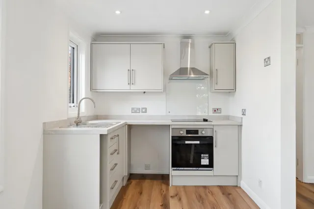 Burnetts Court, Prestwood, HP16, photo 2