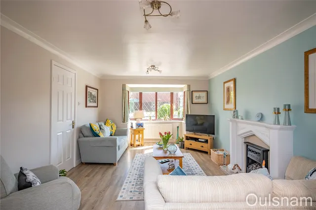 Photo 3 — Avoncroft Road, Stoke Heath, Bromsgrove, Worcestershire, B60 4NG
