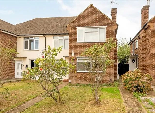Bromhedge, Eltham, SE9, photo 1