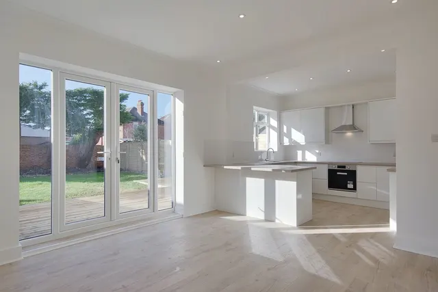 Capstone Road, Bournemouth, BH8, photo 2