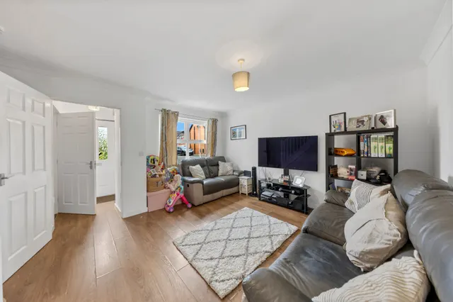 Photo 2 — Mildenhall Close, Great Sankey, Warrington, Warrington, WA5 1ZD