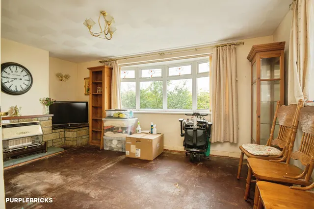 Eastfield Close, Caerleon, NP18, photo 1