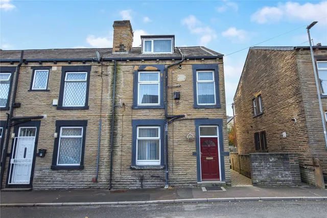 South Street, Morley, LS27, photo 1