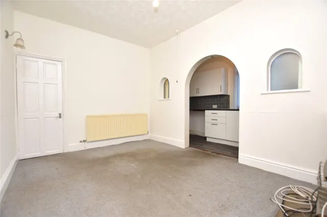 South Street, Morley, LS27, photo 3
