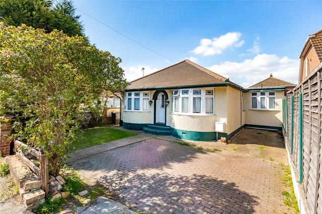 Rainham, RM13, photo 1