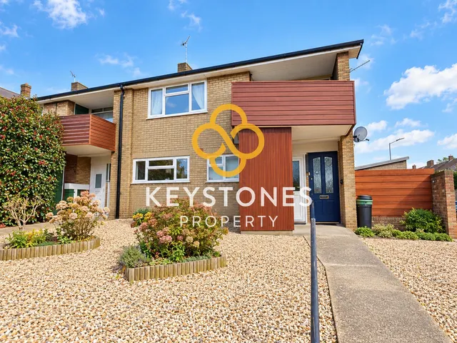 Station Lane, Hornchurch, RM12, photo 1