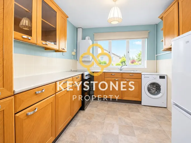 Station Lane, Hornchurch, RM12, photo 3