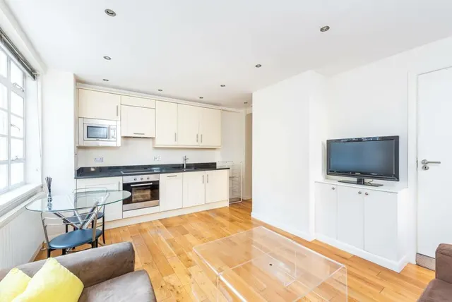 Sloane Avenue, London, SW3, photo 1