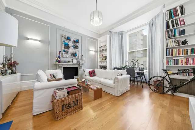 Queens Gate Place, South Kensington, photo 1