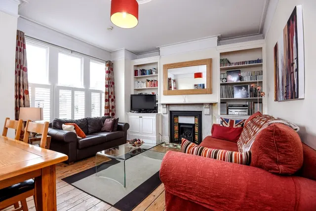 Voltaire Road, Clapham, SW4, photo 1