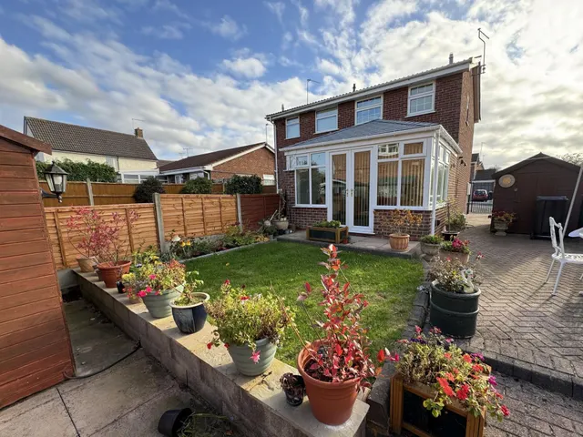 Finch Close, Woodville, DE11, photo 2