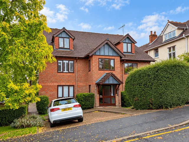 Park View Road, Berkhamsted, photo 1