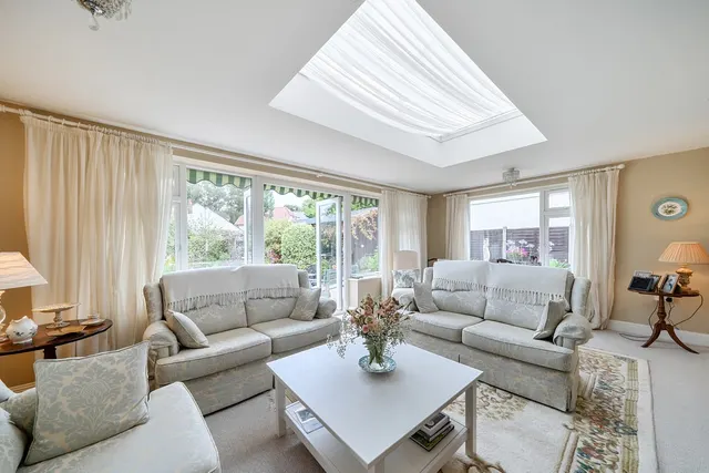 Hayes Lane, Wimborne, BH21, photo 2