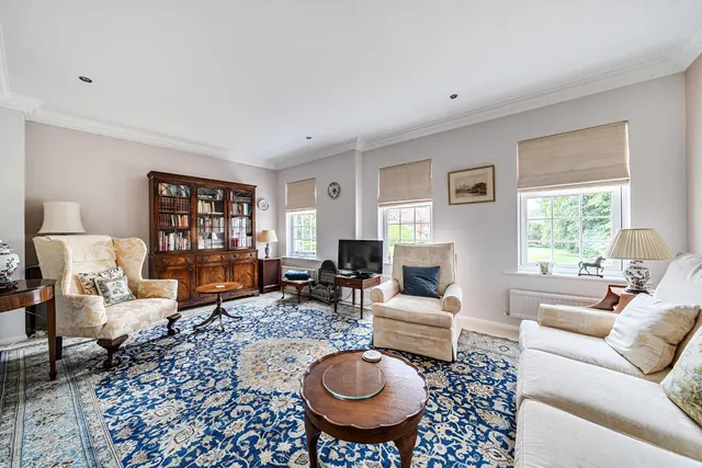 Queens Acre, Windsor, photo 2