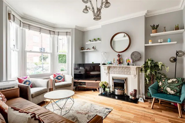 Sutton Lane North, London, W4, photo 2