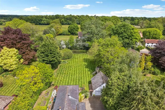 Photo 2 — Oxford Street, Lee Common, Great Missenden, Buckinghamshire, HP16 9JP