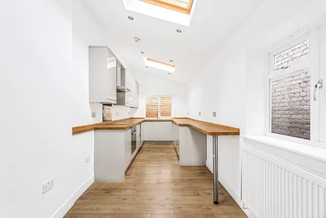 Queens Road, Twickenham, TW1, photo 2
