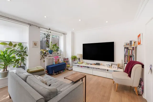 Loudoun Road, St John's Wood, NW8, photo 2