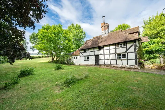 Hale Hill, West Burton, Pulborough, West Sussex, RH20 1HE, photo 1