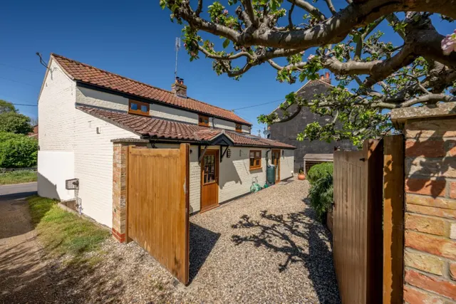 The Street, Sporle, PE32, photo 1
