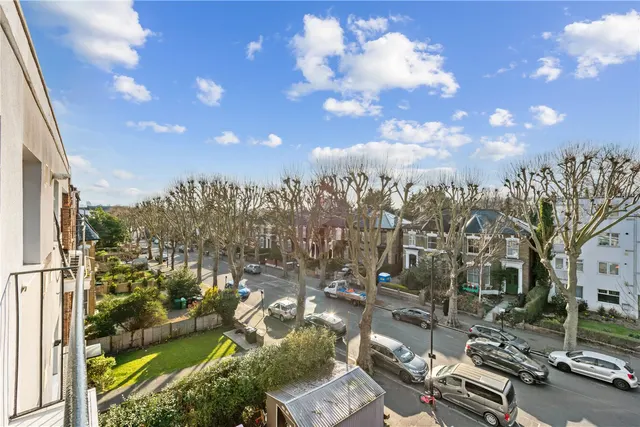 Fountayne Road, London, N16, photo 2