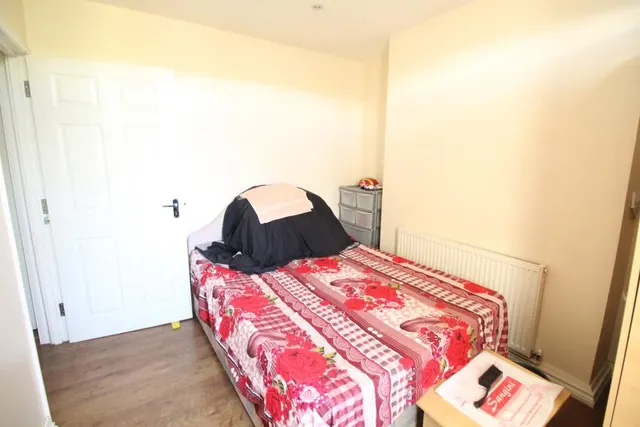 Dumfries Street, Luton, LU1, photo 2