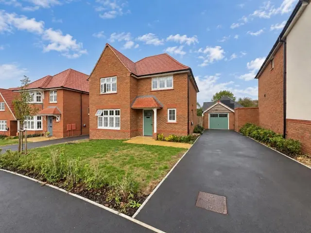 Kingscote Drive, Berkeley, GL13, photo 1