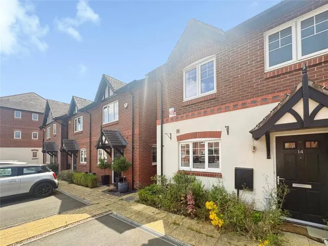 Meer Stones Road, Balsall Common, CV7, photo 1