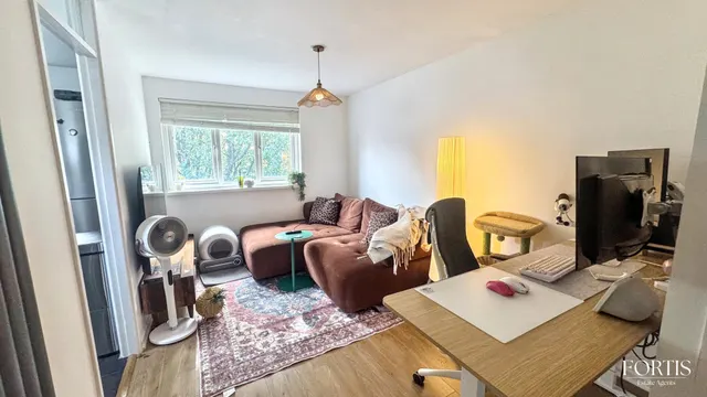Forest View, Cardiff, CF5, photo 3