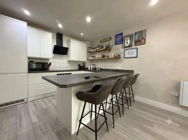 London Road, Camberley, GU15, photo 1