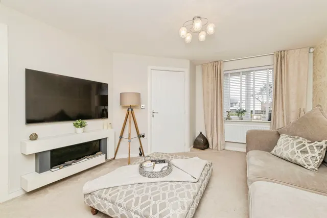 Photo 2 — Stoney Wood Drive, Wynyard, Billingham