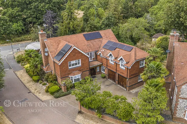 Willow Drive, Maidenhead, photo 2