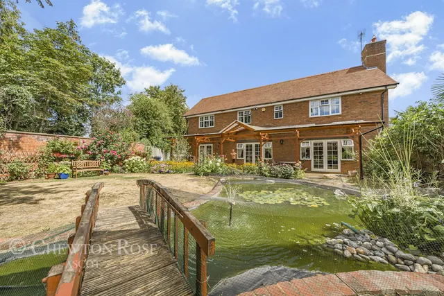 Willow Drive, Maidenhead, photo 3