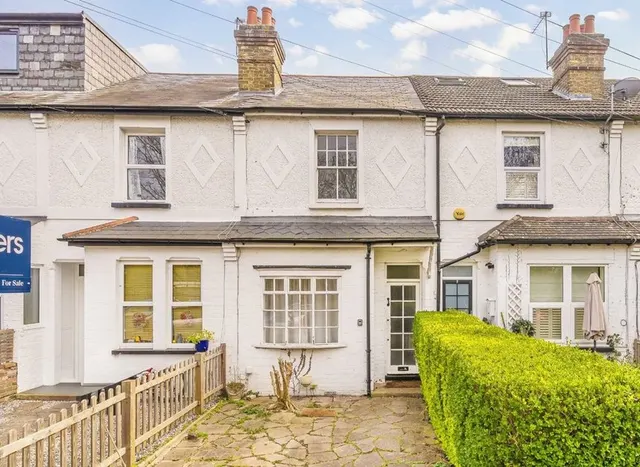 Westbank Road, Hampton Hill, TW12, photo 1
