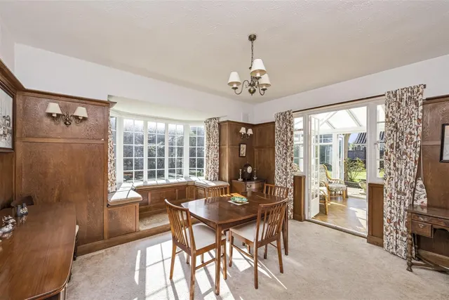 Photo 3 — Bodiam Avenue, Goring-By-Sea, Worthing