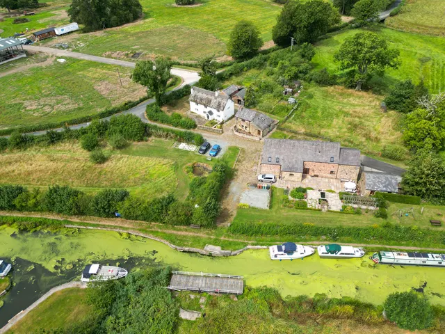 Hollowforth Lane, Woodplumpton, PR4, photo 1