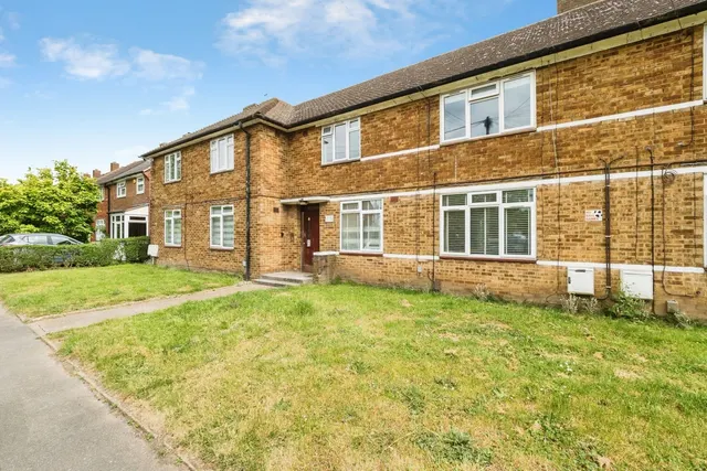 Hedgemans Way, DAGENHAM, Essex, RM9, photo 1