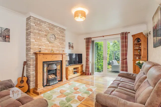 Photo 2 — 7A Newearth Road, Worsley, Manchester, M28 7UT
