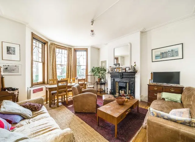 Photo 3 — Gondar Gardens, West Hampstead, NW6