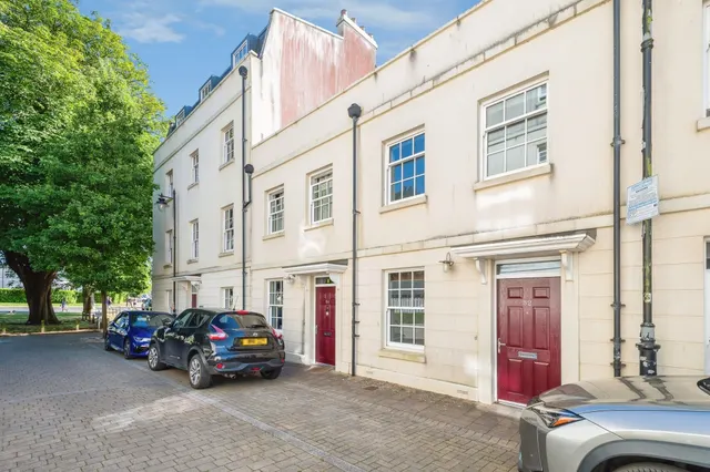Falcon Road, Plymouth, photo 1