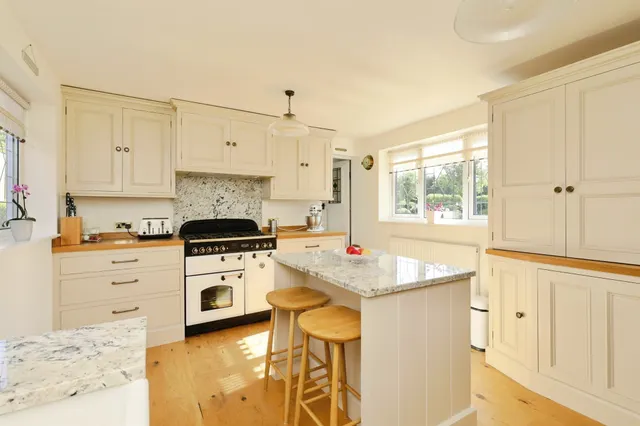 Church Lane, Hayton, DN22, photo 3