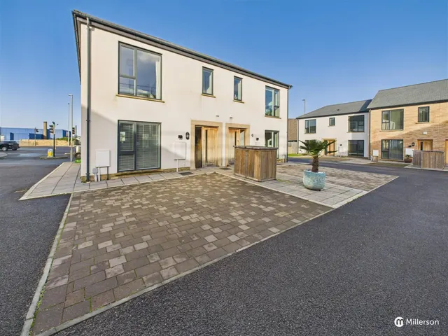 Harveys Yard, Hayle, TR27, photo 1