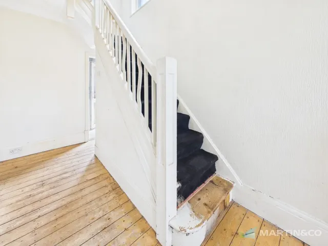 Photo 3 — Faringdon Avenue, Blackpool, FY4