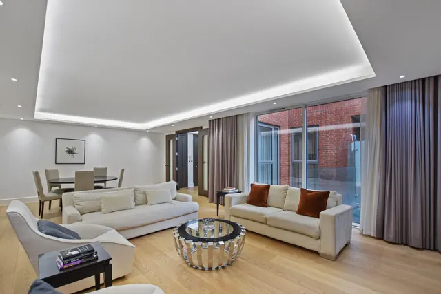 Logan Place, London, W8, photo 1
