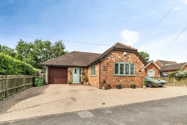 Newtown, Tadley, RG26, photo 1