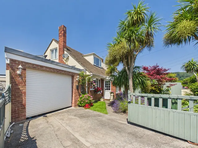 Woodhurst Road, Weston-Super-Mare, BS23, photo 1