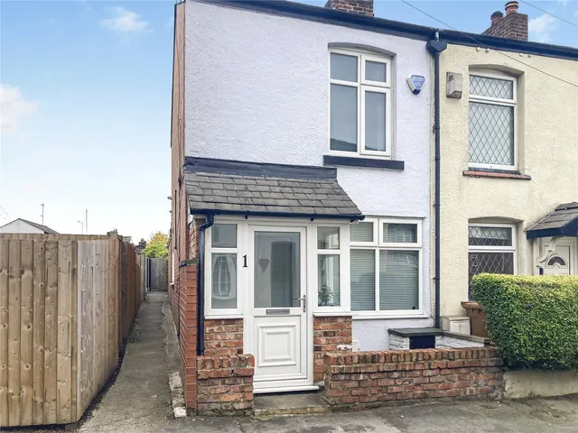 Bramhall Moor Lane, STOCKPORT, Cheshire, SK7, photo 1
