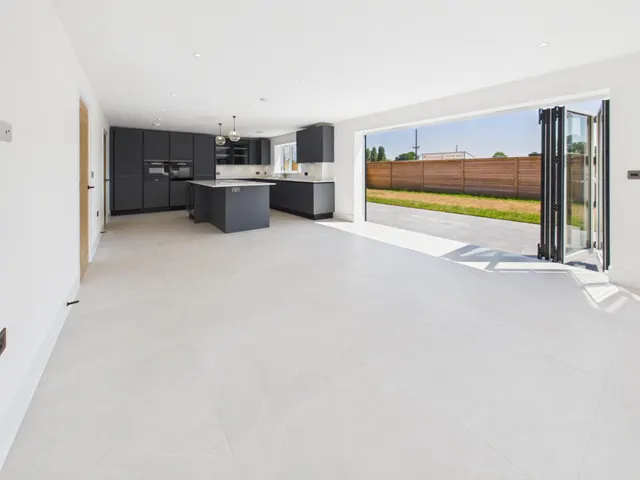 Photo 2 — Aldermaston Road, Pamber Green, Tadley, RG26