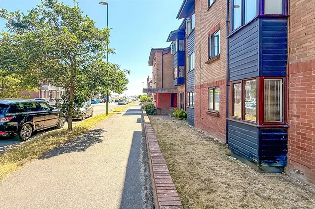 Littlehampton, BN17, photo 1